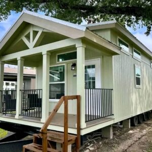 Park Model 2 – Tiny Luxury Living